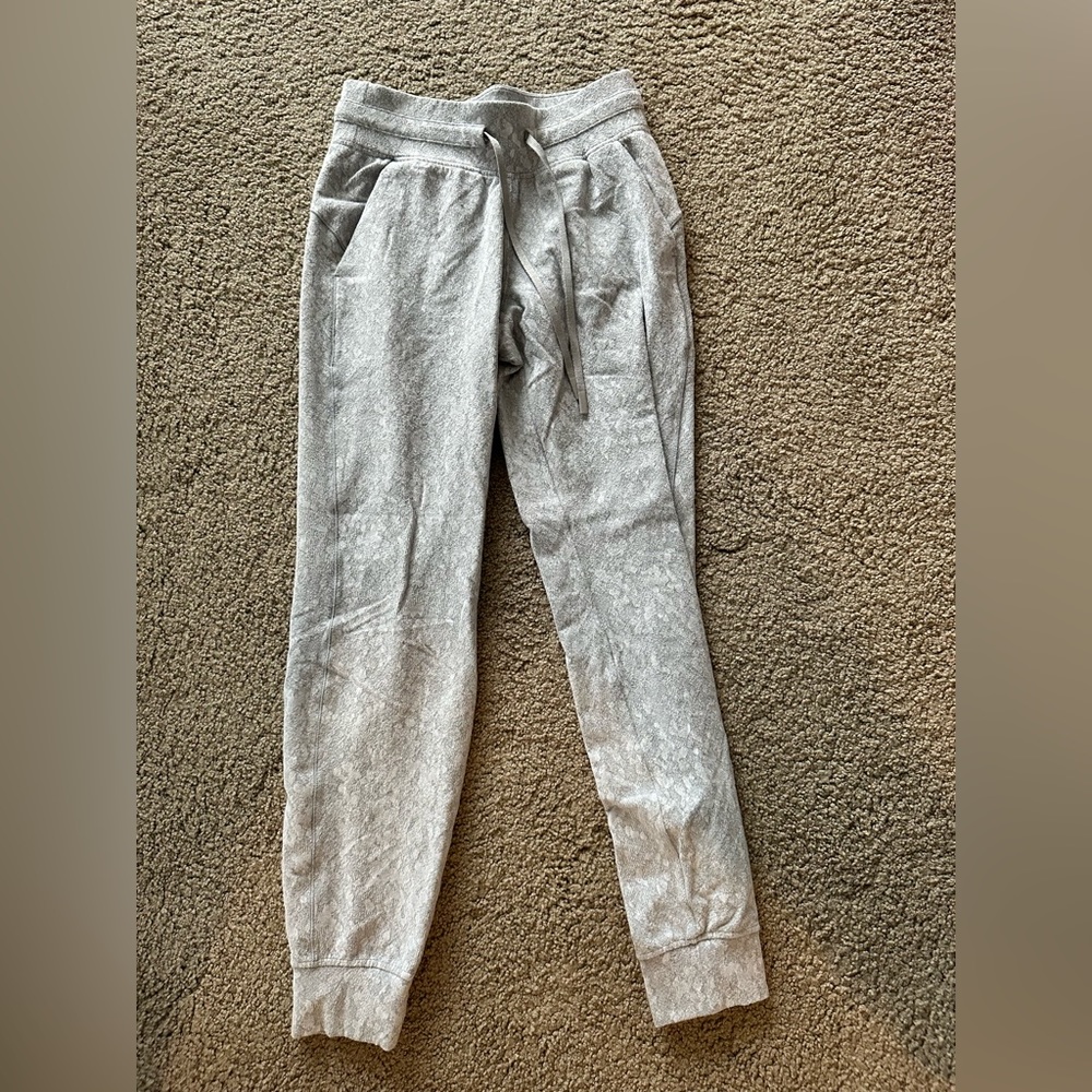 Ready to rulu joggers lululemon